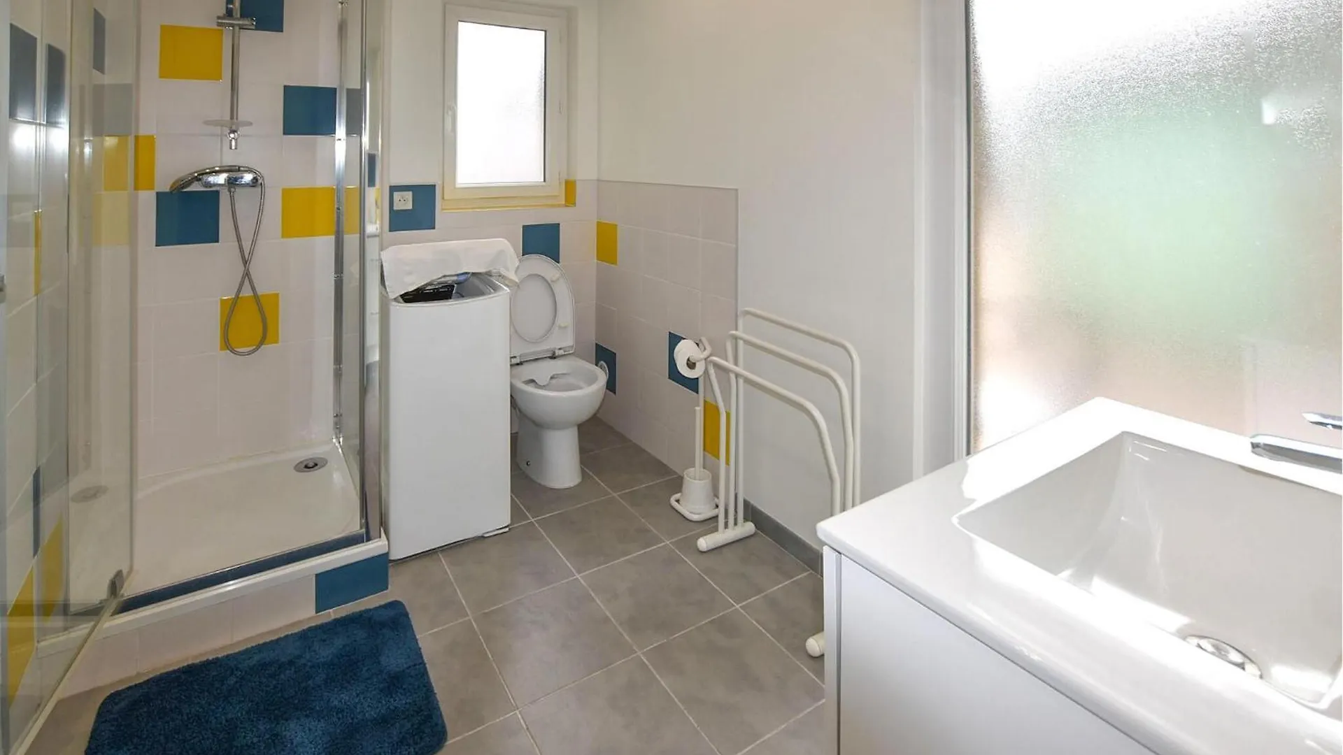 Beautiful Home In Caromb